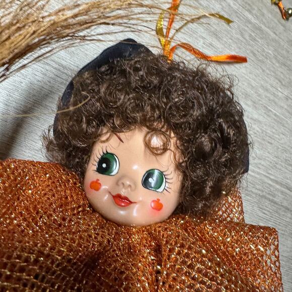 Vintage Brinn's Porcelain Doll Calendar Clown October Halloween Cute Witch 1986 - Picture 2 of 7